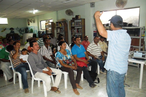 Cursos del SENA para población desplazada